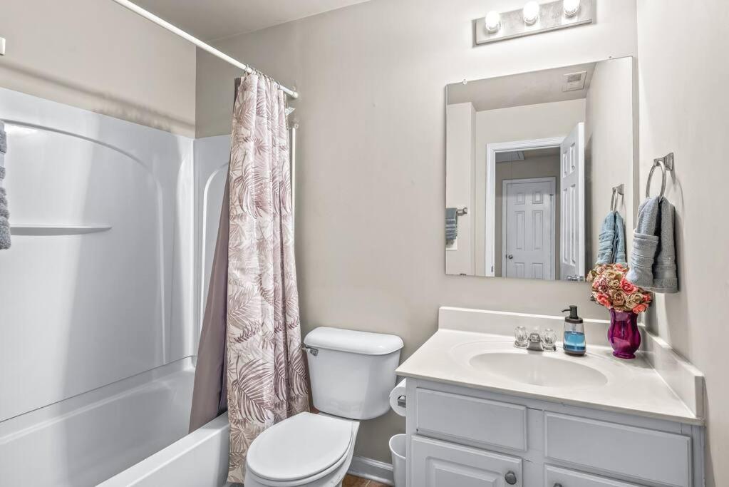 Charming Multilevel 4 Bedroom Townhouse Atlanta Exterior photo